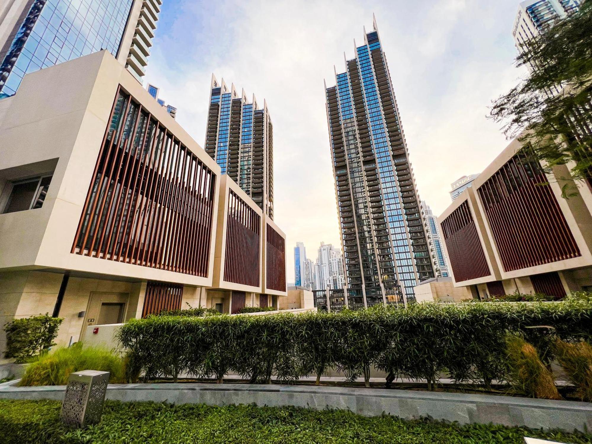 Downtown Luxury - Stunning Burj Khalifa & Sea View - 5 Minutes Walk To Dubai Mall Экстерьер фото
