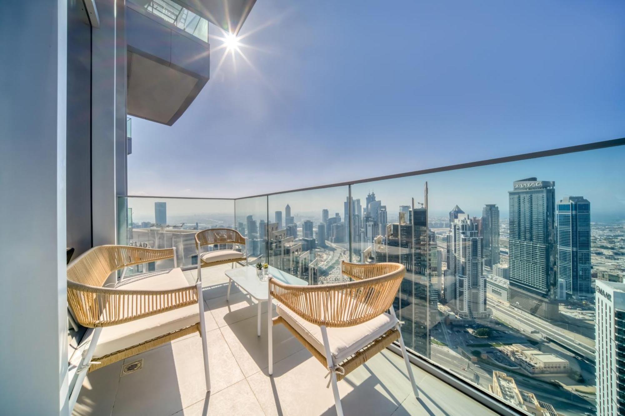 Downtown Luxury - Stunning Burj Khalifa & Sea View - 5 Minutes Walk To Dubai Mall Экстерьер фото