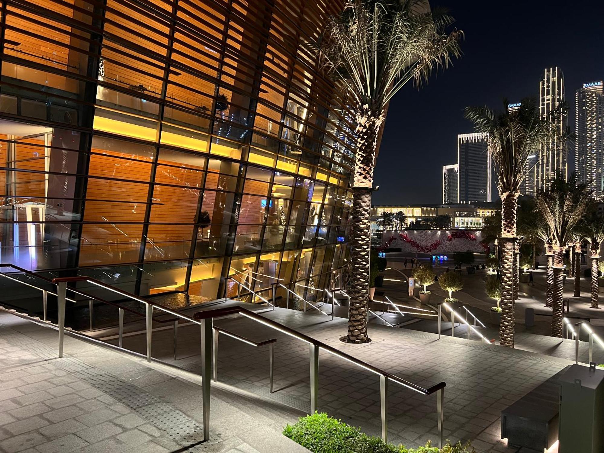 Downtown Luxury - Stunning Burj Khalifa & Sea View - 5 Minutes Walk To Dubai Mall Экстерьер фото